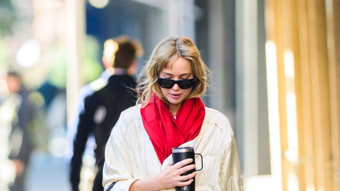 Jennifer Lawrence Plucked This Trend Straight Off the Spring 2026 Runways