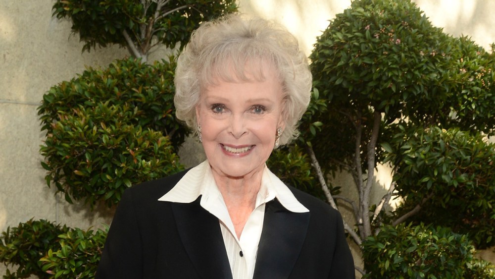 June Lockhart, ‘Lost In Space’ and ‘Lassie’ Star, Dies at 100