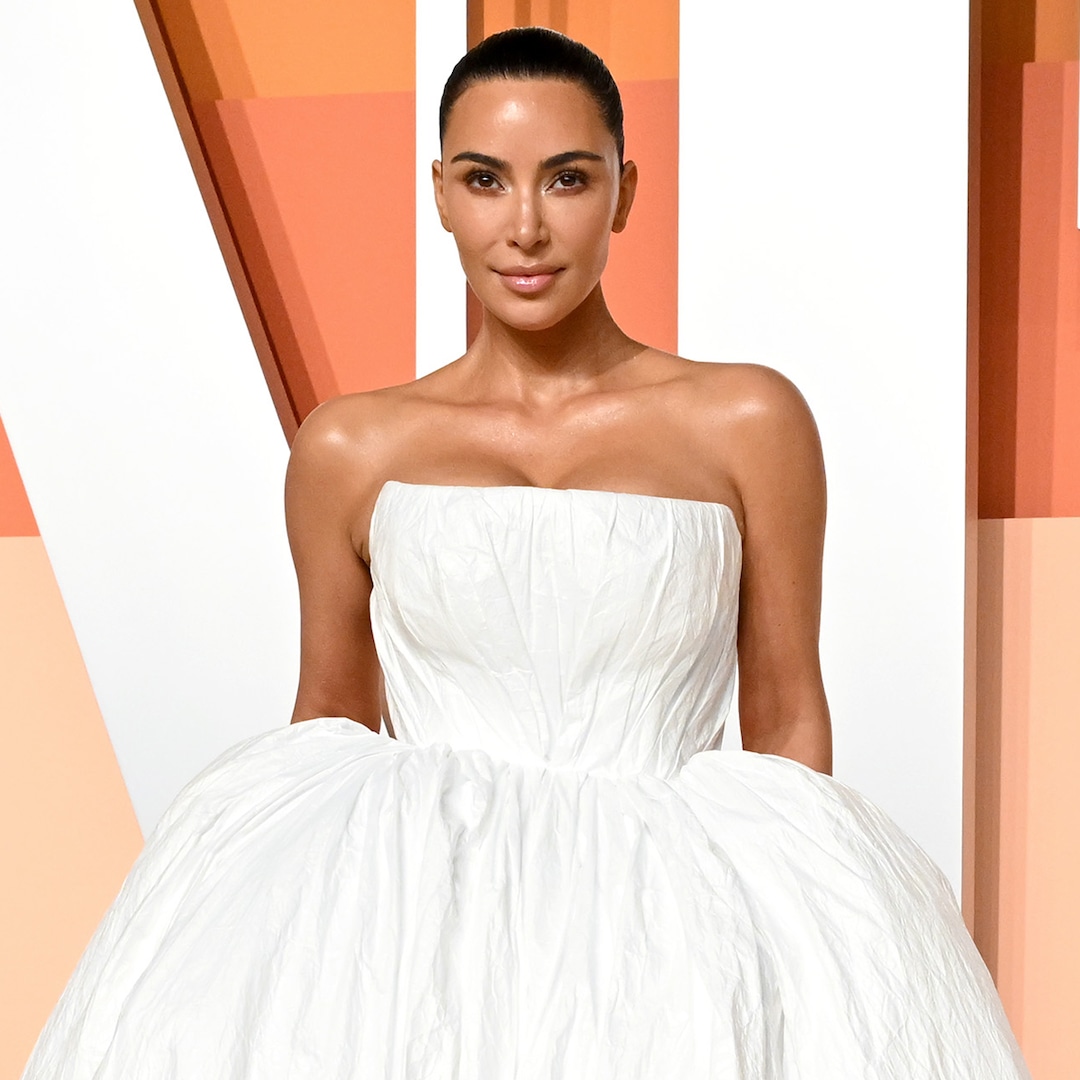 Kim Kardashian's Nude Face Mask at Academy Museum Gala