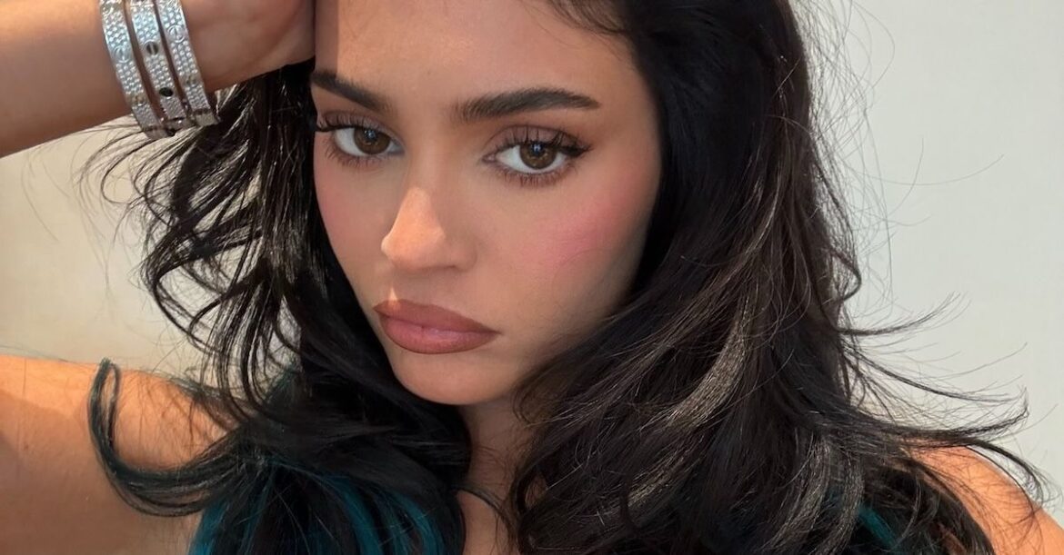 Kylie Jenner's Nostalgic New Makeup Collection Is So 2015