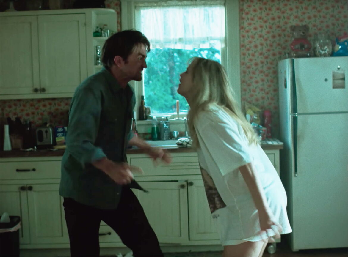 Lawrence & Pattinson in Lynne Ramsay's 'Die My Love' Official Trailer