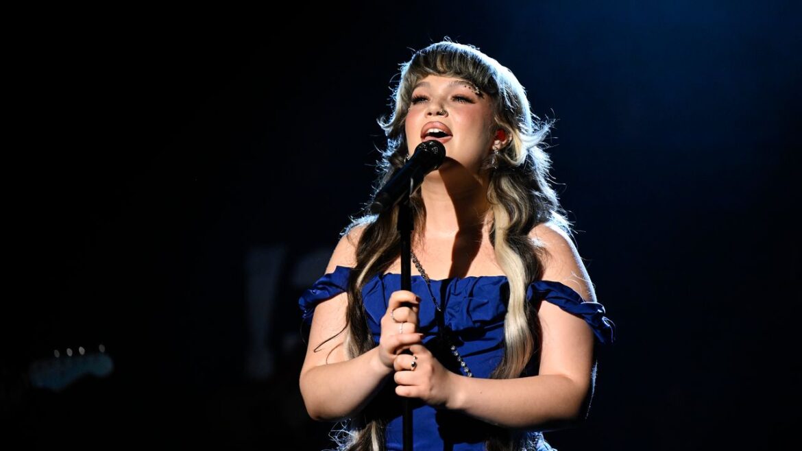 Lola Young Cancels All Upcoming Shows