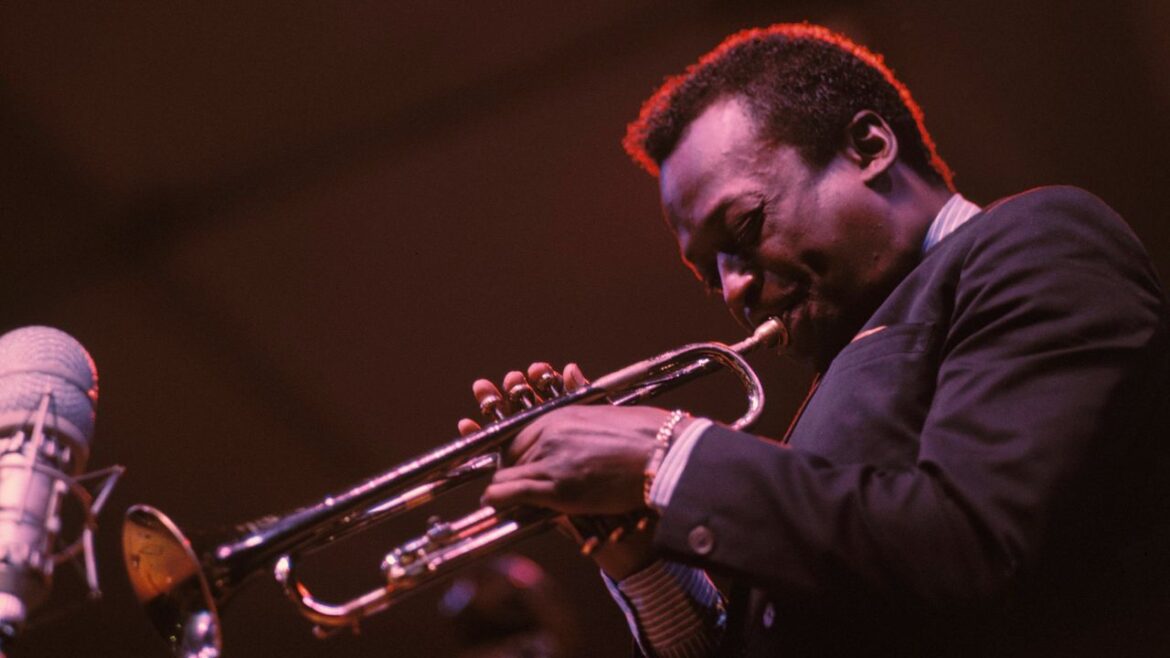 Miles Davis’ The Complete Live at the Plugged Nickel 1965 Gets New Box Set Reissue