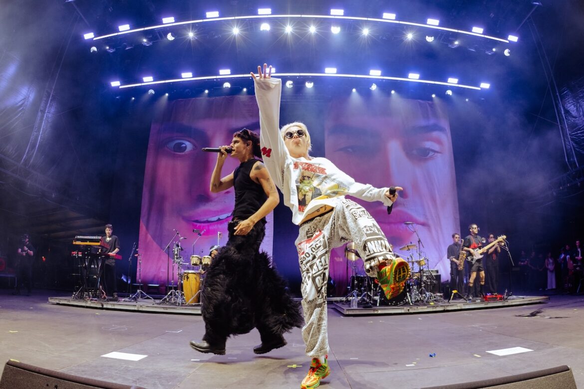 Ca7riel and Paco Armoros perform at III Points Miami. (Credit: Adi Adinayev for III Points)