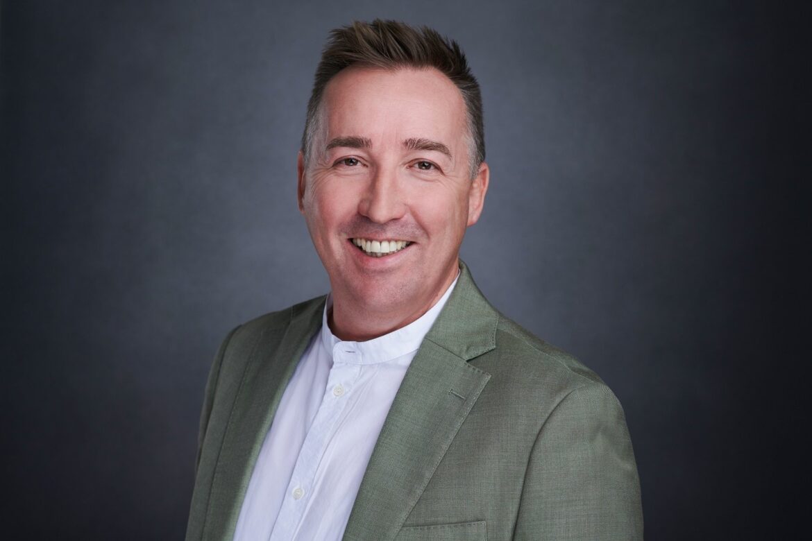 600px (w) x 500px (h)