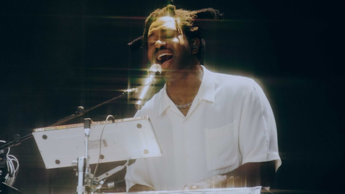 Sampha Shares New Song “Cumulus / Memory”: Listen