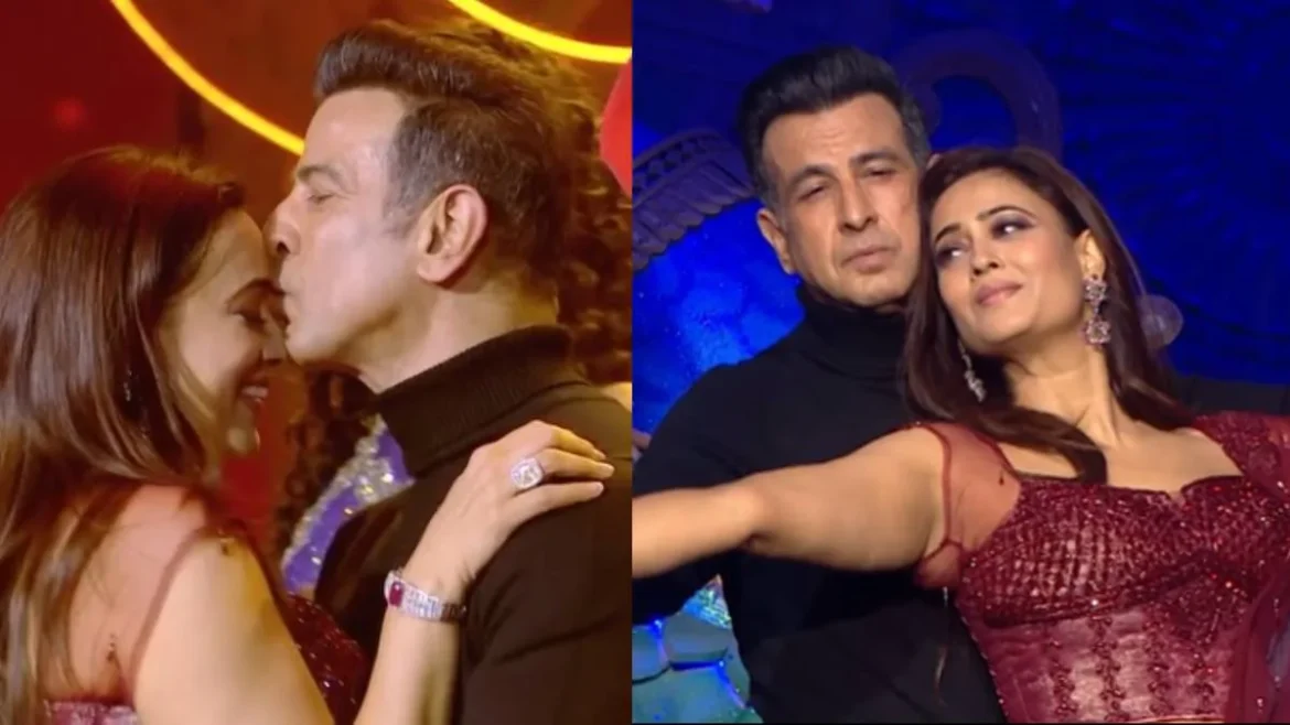 Shweta Tiwari & Ronit Roy Recreate Iconic ‘Kasautii Zindagii Ki' Moment on 25th Anniversary, Deets Inside