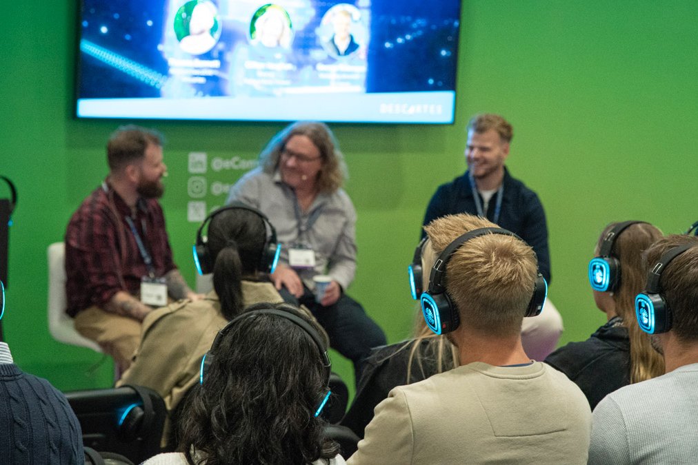 600px (w) x 500px (h)