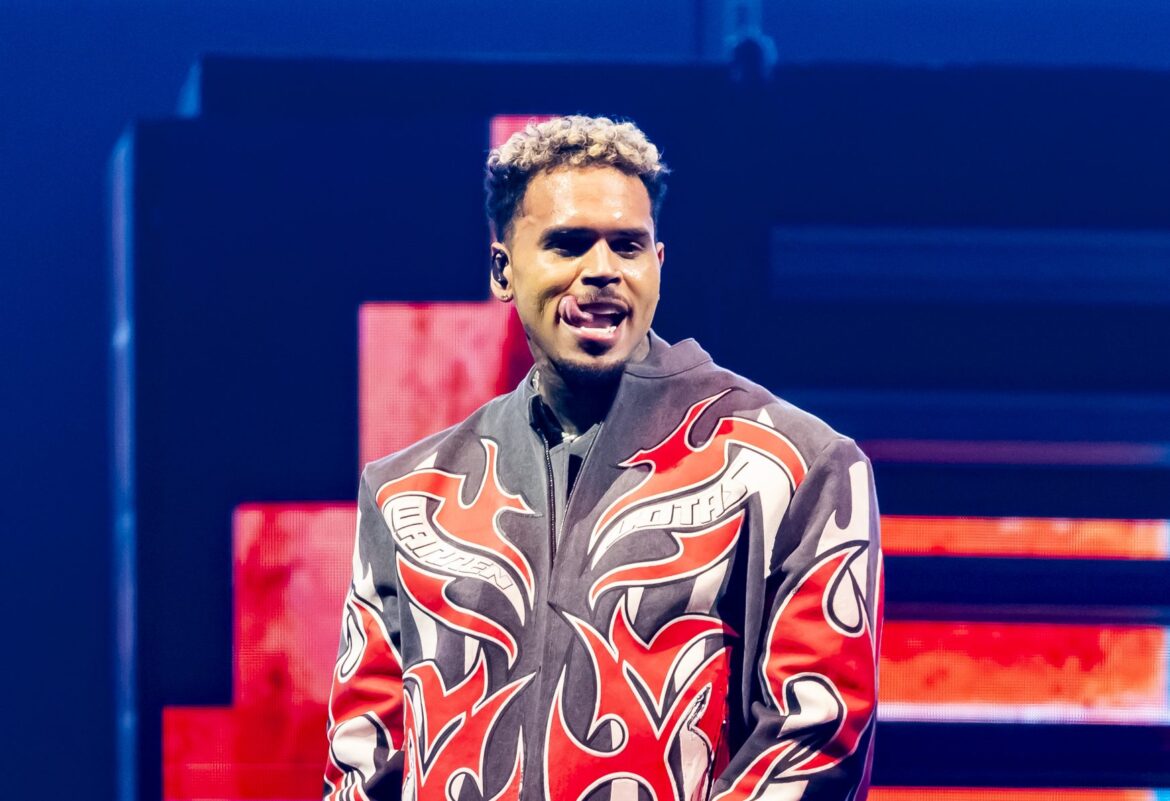 Social Media Loses It After Fans Turn Up Chris Brown's Afterparty With SPICY Dance Moves