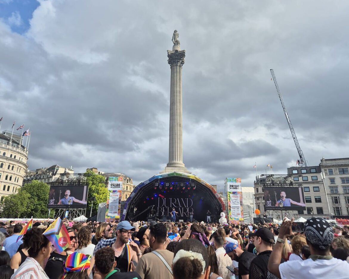 600px (w) x 500px (h)