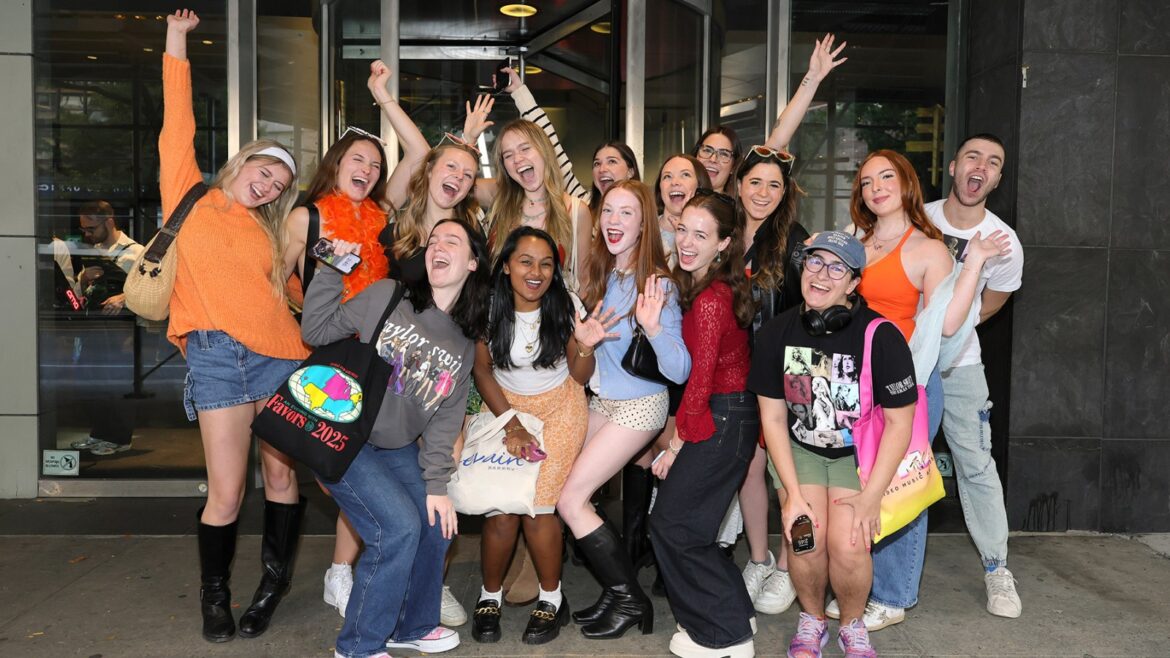 Taylor Swift 'Showgirl' Film, 'Fate of Ophelia' Theater Screening