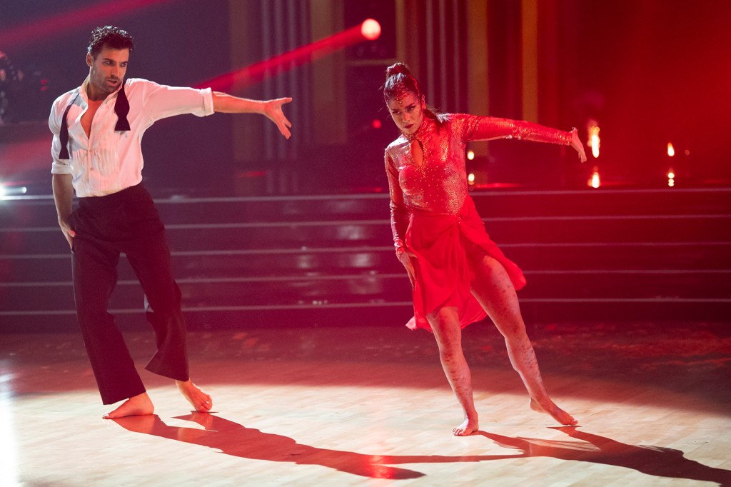 Taylor Swift's Ex Backup Dancer Jan Ravnik Eliminated on 'DWTS'