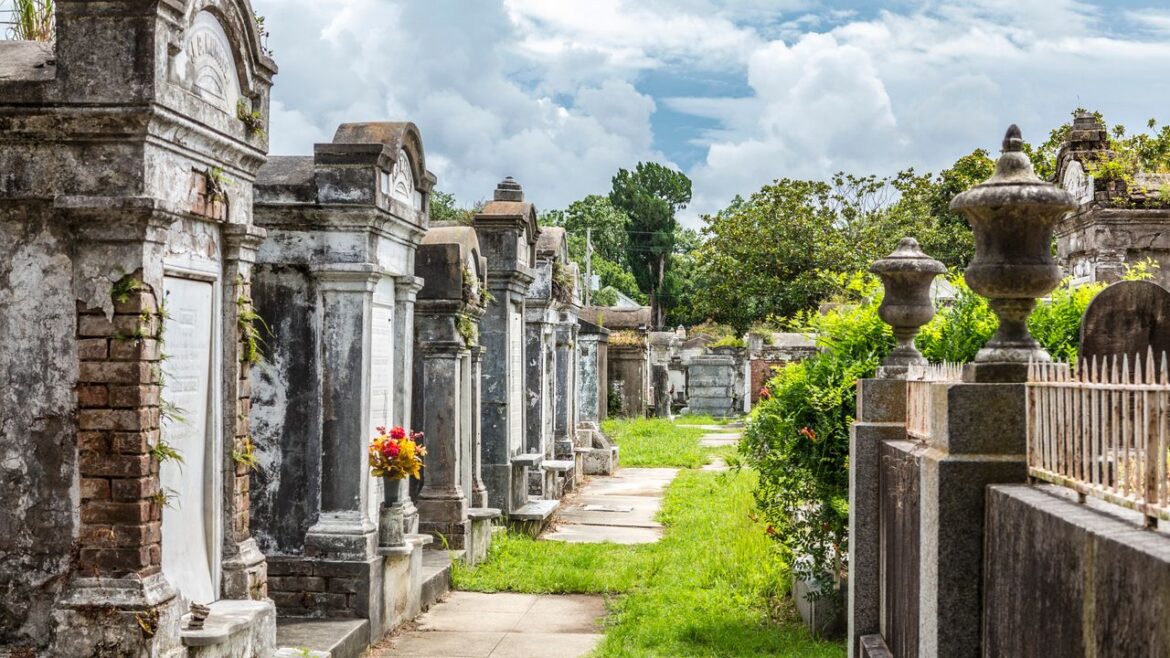 The Best Halloween Travel Destinations for Spooky Sojourns