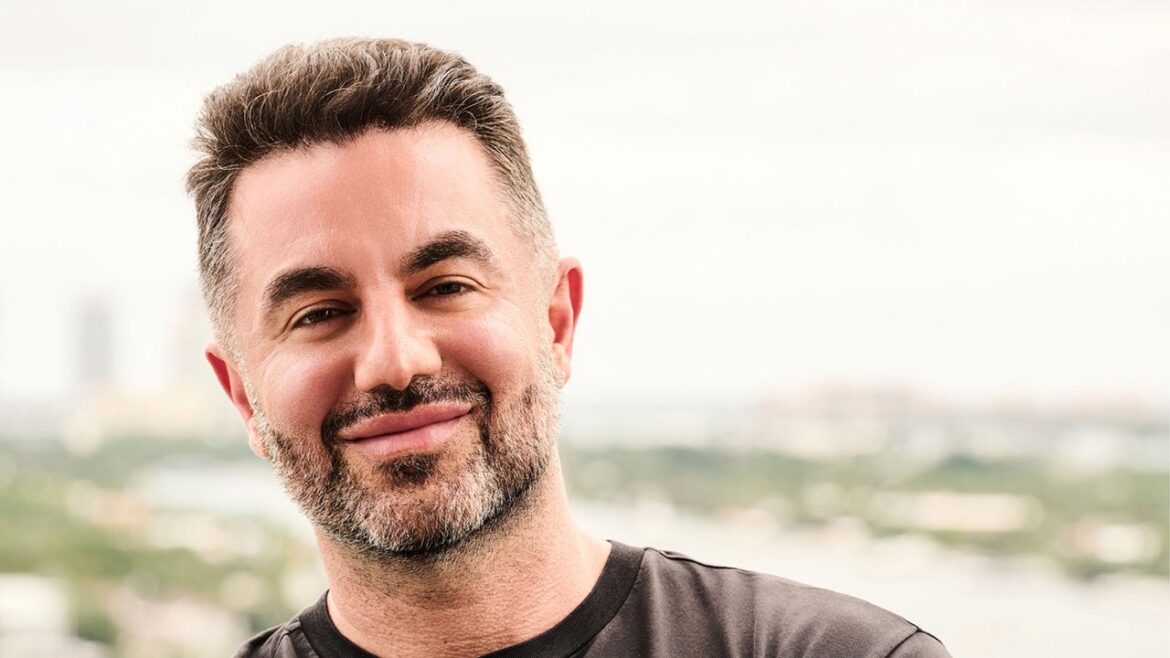 The Lions' Ali Kavoussi Reveals How to Make It as a Model — From Staying Confident to Finding the Right Agent