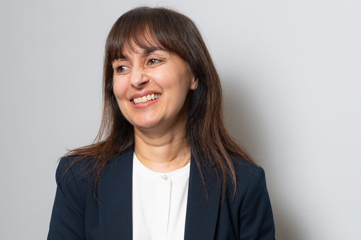 600px (w) x 500px (h)