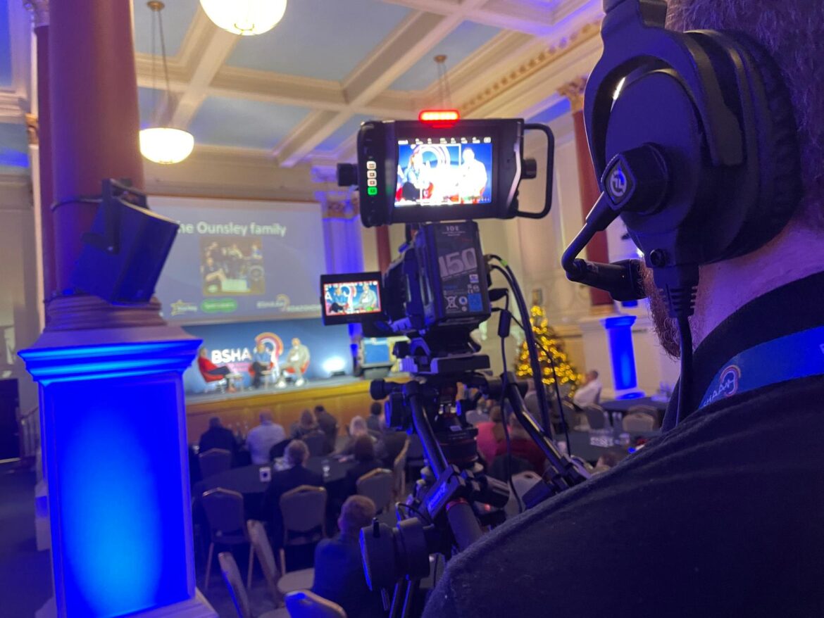 600px (w) x 500px (h)