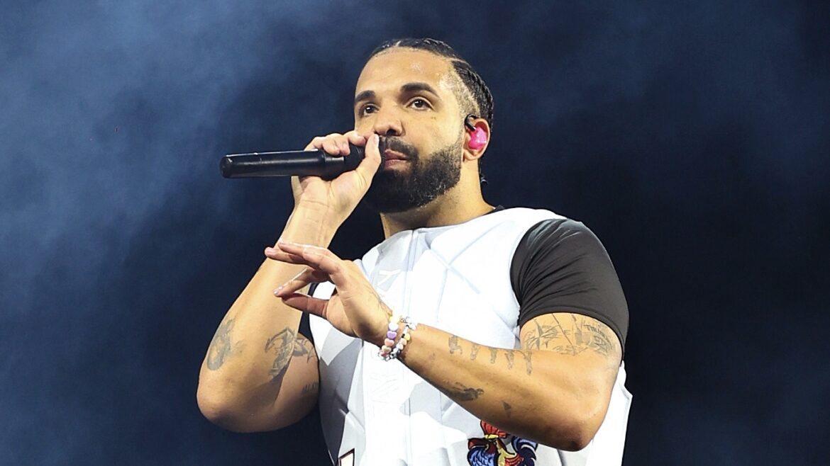 Time Flies! Fans React To Updated Photo Of Adonis As Drake & Sophie Brussaux Link Up To Celebrate His 8th Birthday (VIDEOS)