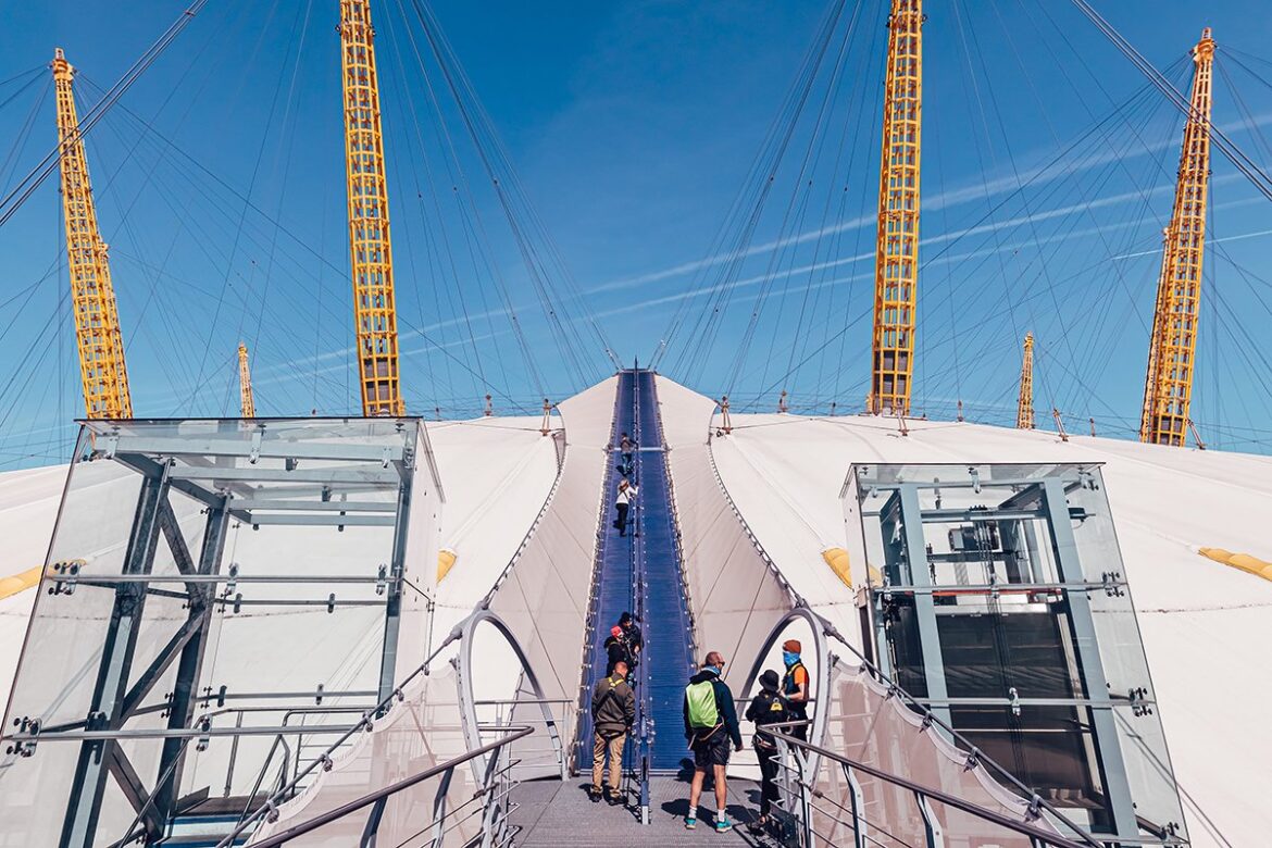 600px (w) x 500px (h)