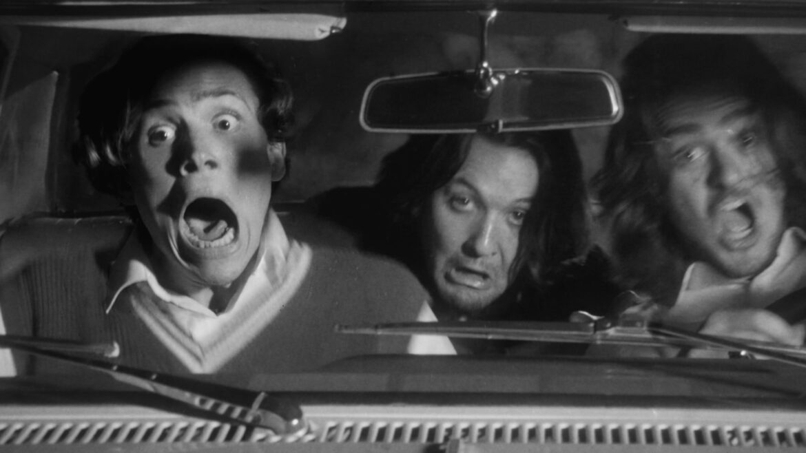 Video Premiere: Sitting on Saturn's "Ghouls"