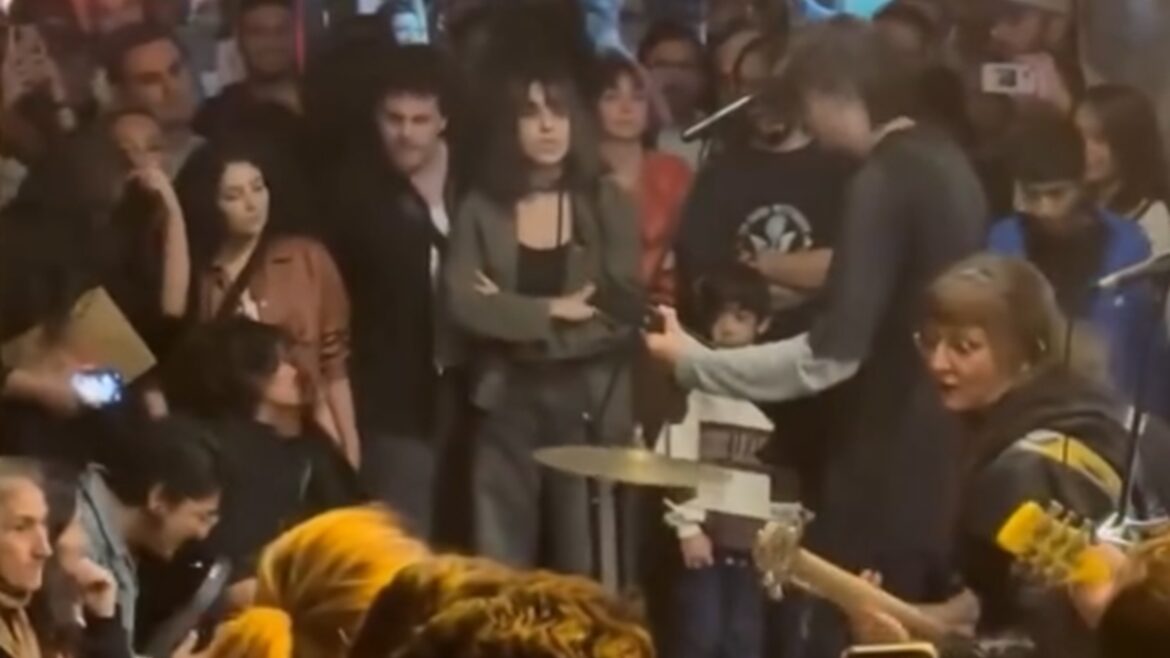 Video of "Seven Nation Army" Street Performance in Iran Goes Viral