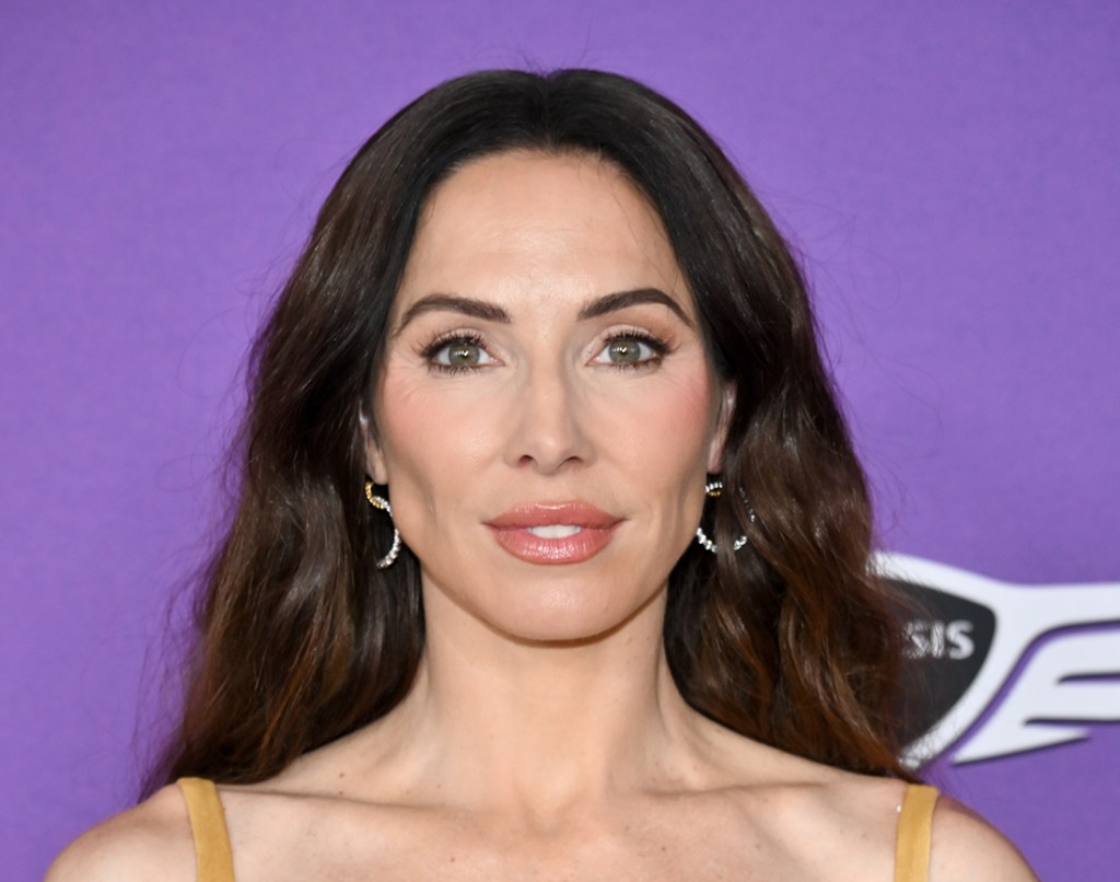 Whitney Cummings Defends Performing At Riyadh Comedy Festival