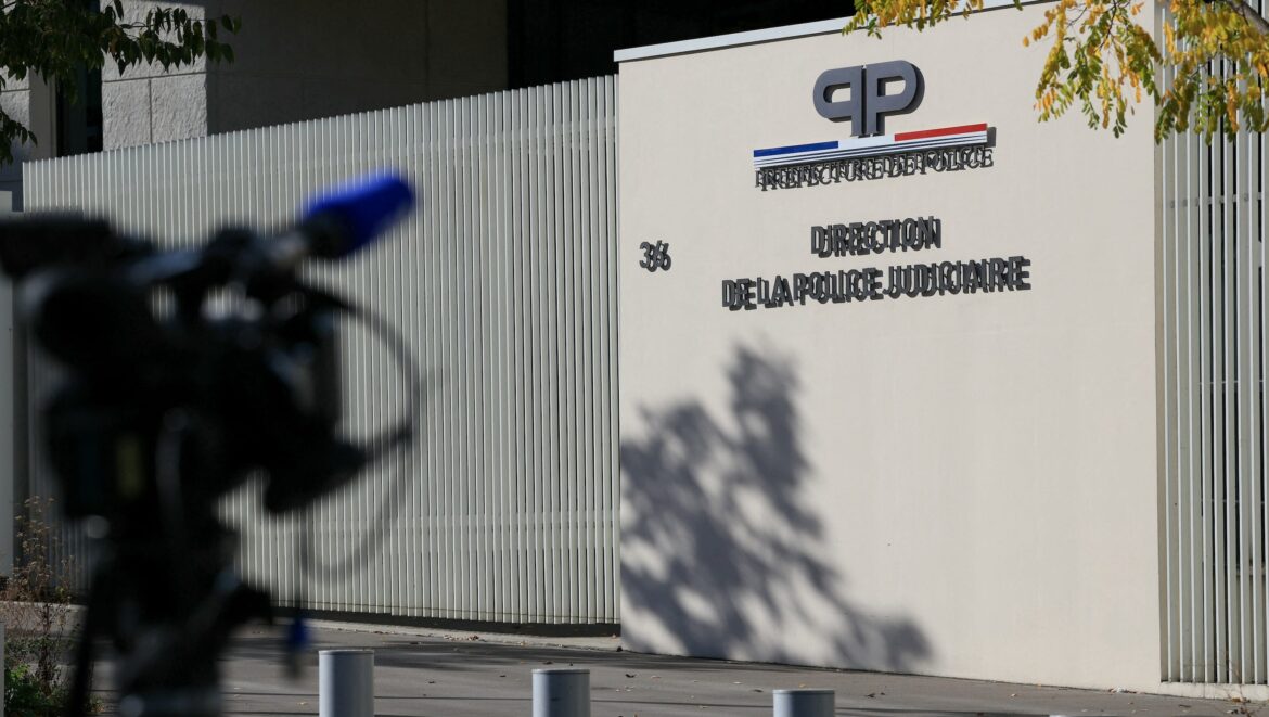 Who Are the Louvre Heist Suspects? Updates on the Investigation – Hollywood Life