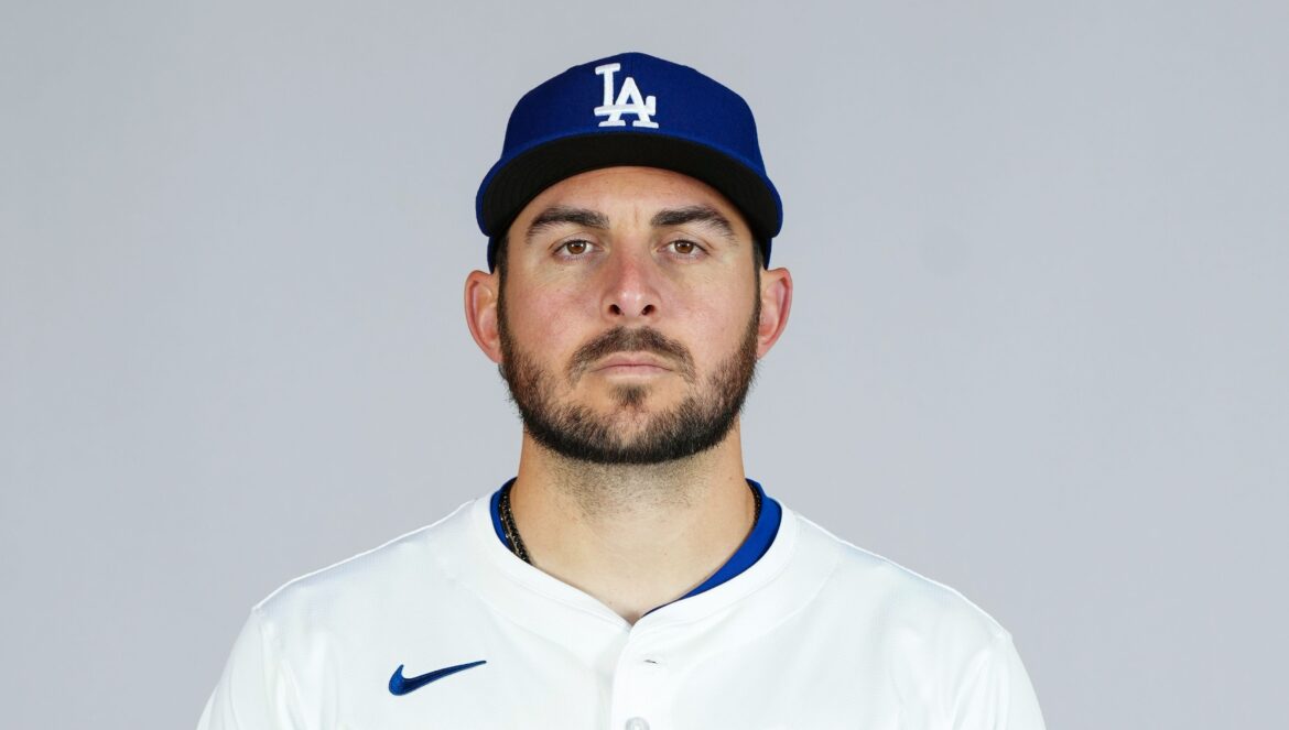 Who Is Alex Vesia’s Wife? About Kayla & Her Marriage to the Pitcher – Hollywood Life