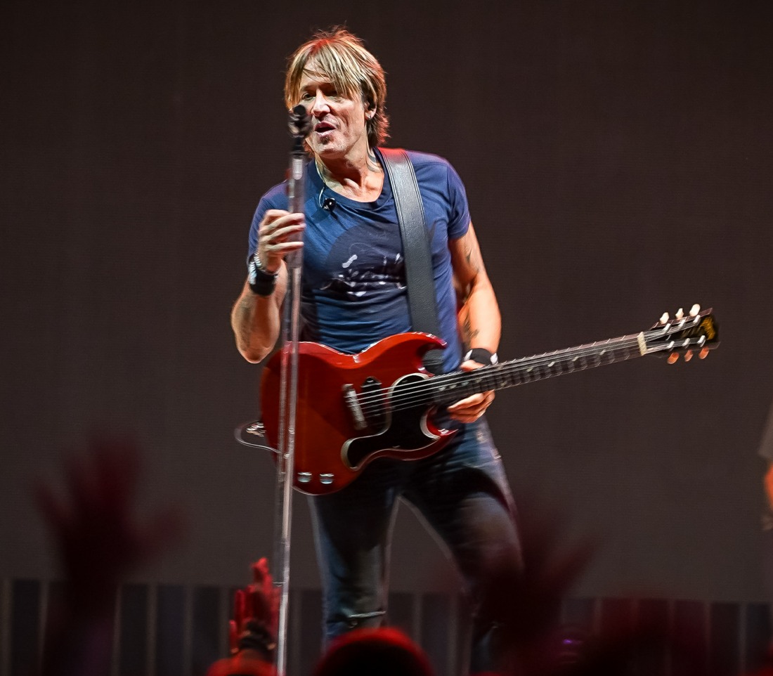 bitchy | Keith Urban, 57, might be in the midst of a midlife crisis…or is it a Saturn Return?