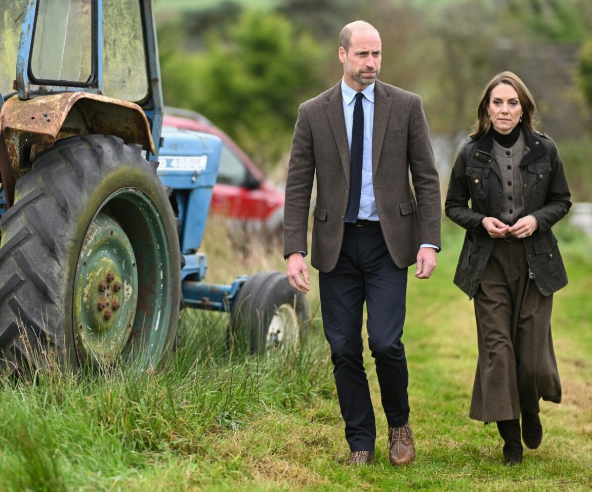 bitchy | Republic wants a full disclosure of Prince William & Kate’s meager schedule